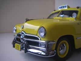 Прикрепленное изображение: Ford Deluxe Fordor Sedan 1950 (Precision Miniatures) (17).JPG