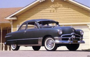 Прикрепленное изображение: Ford Deluxe Coupe 1950.jpg