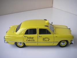 Прикрепленное изображение: Ford Deluxe Fordor Sedan 1950 (Precision Miniatures) (10).JPG