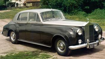 Прикрепленное изображение: Rolls-Royce Silver Cloud.jpg