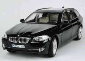 Прикрепленное изображение: 1zu18_BMW_5er_550i_touring_F11_saphirschwarz-met_BMW__Norev_80432158015_20089_02.JPG