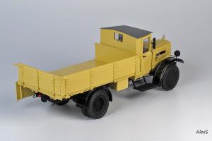 Прикрепленное изображение: Mercedes-Benz L2 Pritschenwagen 1929-30 В.Волчанецкий 1.jpg