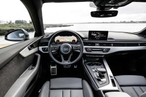 Прикрепленное изображение: audi_a5_3.jpg