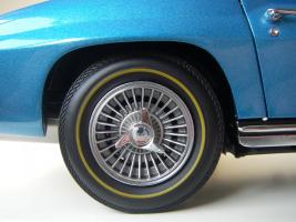 Прикрепленное изображение: Chevrolet Corvette Sting Ray 1965 (GMP) (41).JPG