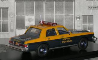 Прикрепленное изображение: DODGE DIPLOMAT NYSP P1010156.JPG