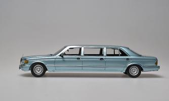 Прикрепленное изображение: 500SEL 6-door Stretch Limousine 1985. Classic Models_L.jpg