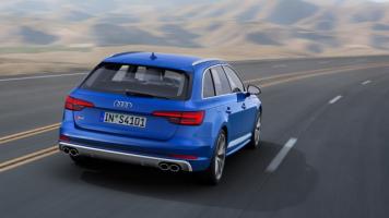 Прикрепленное изображение: 1457041891_audi-s4-avant-2017-15.jpg