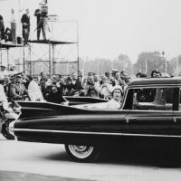 Прикрепленное изображение: 1959 Cadillac Bubble-Top 05.jpg