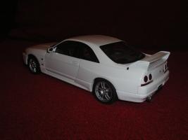 Прикрепленное изображение: Skyline GT-R 33.JPG