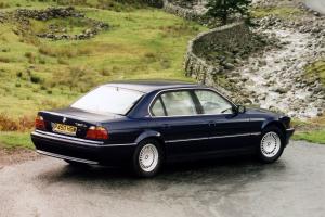 Прикрепленное изображение: autowp_ru_bmw_750il_uk-spec_2.jpg