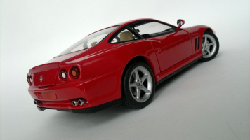 Прикрепленное изображение: 550 maranello (10).png
