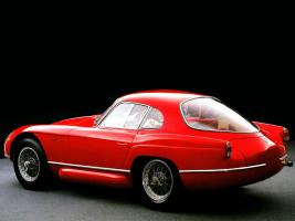 Прикрепленное изображение: 1954_Bertone_Alfa-Romeo_2000_Sportiva_Coupe_08.jpg