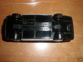 Прикрепленное изображение: BMW_535i_bburago_down.jpg