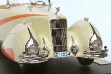 Прикрепленное изображение: 1937CadillacV_16Hartmann_09s.jpg