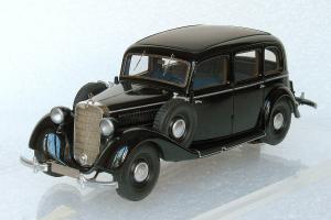 Прикрепленное изображение: 1937MercedesW138Pulman_1s.jpg