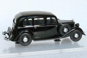 Прикрепленное изображение: 1937MercedesW138Pulman_4s.jpg