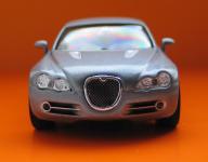 Прикрепленное изображение: JaguarRD6_03.jpg