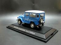 Прикрепленное изображение: 1960_Toyota_Land_Cruiser_FJ40V_EBBRO_405_blue_3.jpg