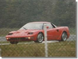 Прикрепленное изображение: l_ferrari_408_4x4_prototype_spy_photos_01.jpg