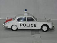 Прикрепленное изображение: Jaguar_MK_II_Police__2_Vanguards_2.jpg