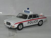 Прикрепленное изображение: Jaguar_XJ_Serie_1_Sovereign_Police_Vanguards.jpg