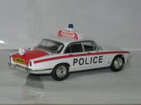 Прикрепленное изображение: Jaguar_XJ_Serie_1_Sovereign_Police_Vanguards_1.jpg