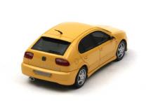 Прикрепленное изображение: SEAT_Leon_MK1_Cupra_R_Yellow_1997_1.jpg