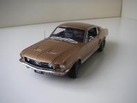 Прикрепленное изображение: Ford_Mustang_GT_Fastback_1967__AutoArt___2_.JPG