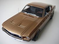 Прикрепленное изображение: Ford_Mustang_GT_Fastback_1967__AutoArt___9_.JPG