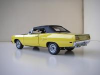Прикрепленное изображение: Plymouth_Road_Runner_Convertible_1970__GMP___2_.JPG
