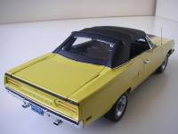 Прикрепленное изображение: Plymouth_Road_Runner_Convertible_1970__GMP___8_.JPG
