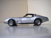 Прикрепленное изображение: Chevrolet_Corvette_25th_Anniversary_Edition_1978__AutoArt___4_.JPG