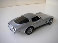 Прикрепленное изображение: Chevrolet_Corvette_25th_Anniversary_Edition_1978__AutoArt___8_.JPG