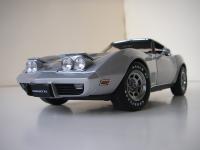 Прикрепленное изображение: Chevrolet_Corvette_25th_Anniversary_Edition_1978__AutoArt___9_.JPG