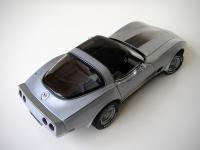 Прикрепленное изображение: Chevrolet_Corvette_Collector_Edition_1982__AutoArt___11_.JPG