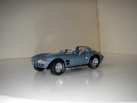 Прикрепленное изображение: Chevrolet_Corvette_Grand_Sport_Roadster_Concept_1964__Yat_Ming_.JPG