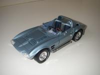 Прикрепленное изображение: Chevrolet_Corvette_Grand_Sport_Roadster_Concept_1964__Yat_Ming___6_.JPG