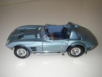 Прикрепленное изображение: Chevrolet_Corvette_Grand_Sport_Roadster_Concept_1964__Yat_Ming___9_.JPG