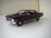 Прикрепленное изображение: Chevrolet_Chevelle_SS396_Sport_Coupe_1966__ERTL_Authentics_Autoworld___8_.JPG