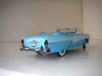 Прикрепленное изображение: Mercury_Montclair_Convertible_1956__Sun_Star_Platinum___4_.JPG