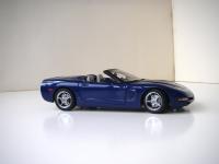 Прикрепленное изображение: Chevrolet_Corvette_C5_Convertible_2004__Autoart___3_.JPG