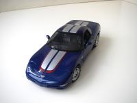 Прикрепленное изображение: Chevrolet_Corvette_Z06_Commemorative_Edition_2004__Autoart___11_.JPG