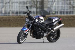 Прикрепленное изображение: BMW_F800R_Cp_Edition.jpg