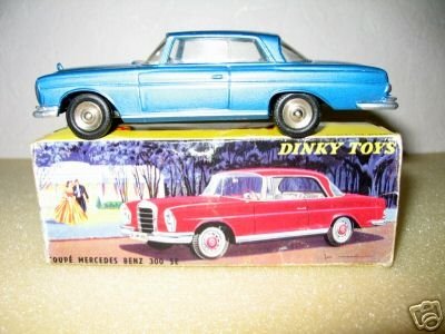 Mercedes-Benz W112/3 Coupe 300 SE Dinky Toys