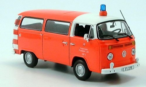 VW T2 Bus, Feuerwehr Frankfurt 1976 Minichamps