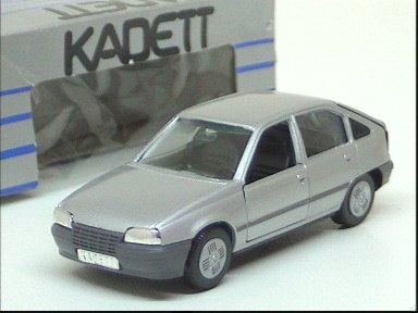 Opel_Kadett_E_Gama.jpg