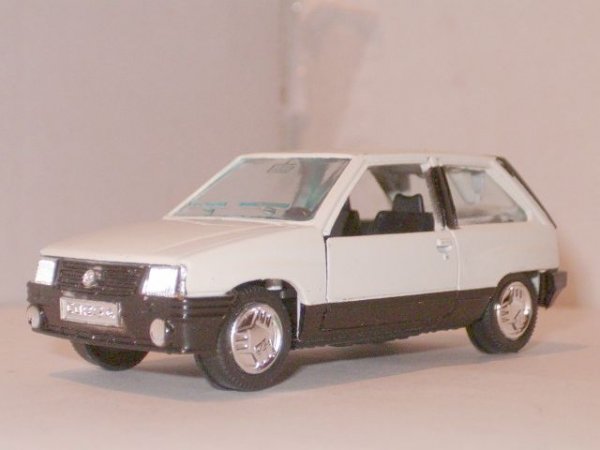 opelcorsaa.jpg