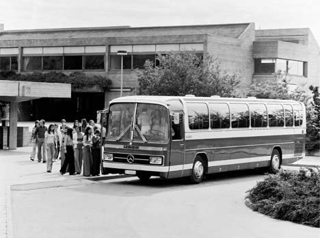 Mercedes_Benz_O_303.jpg