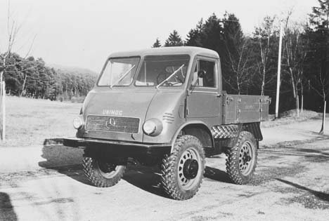 Mercedes_Benz_Unimog_25_PS.jpg