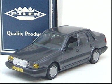 volvo460.jpg